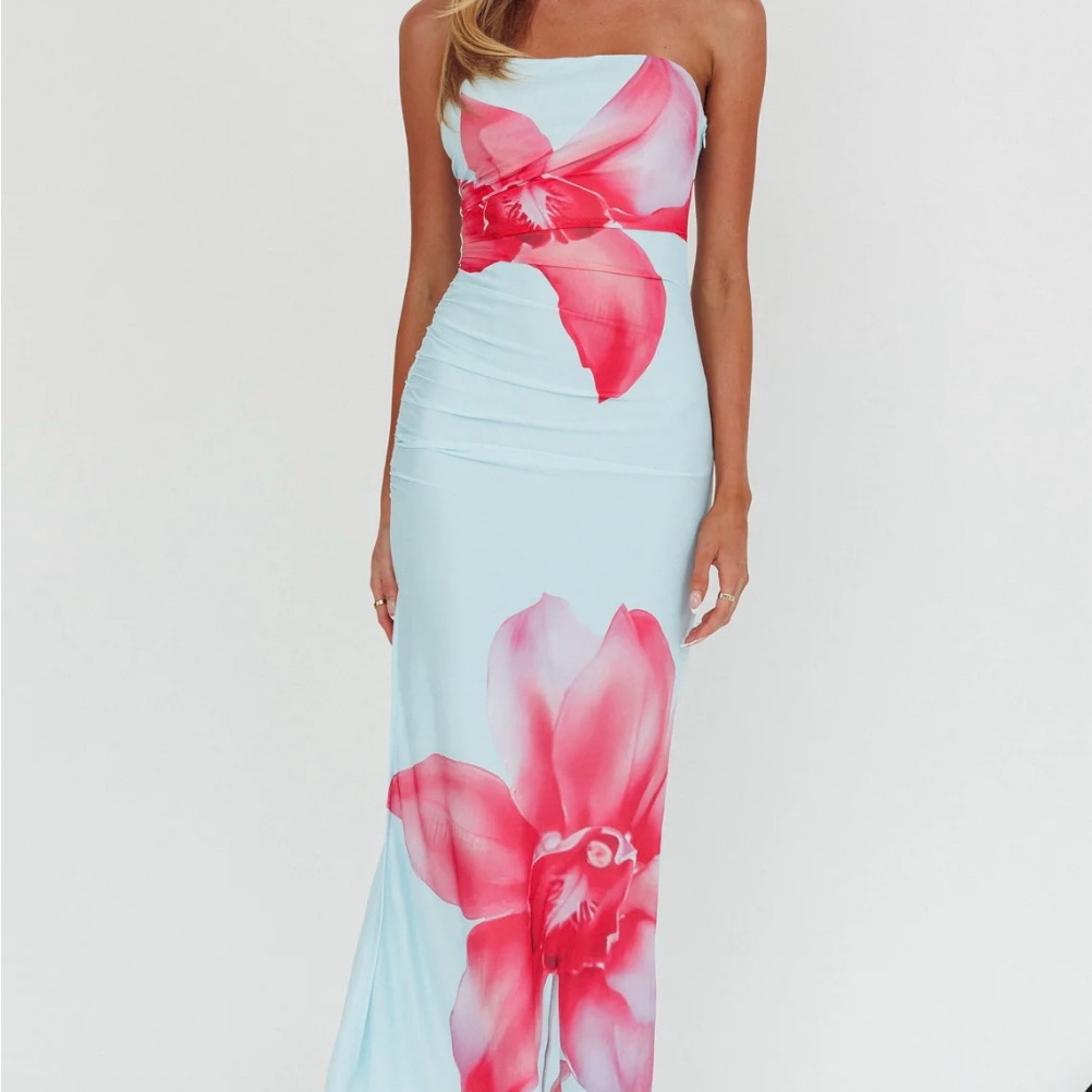 Selfie Leslie Truth Be Told Strapless Maxi Dress Blue